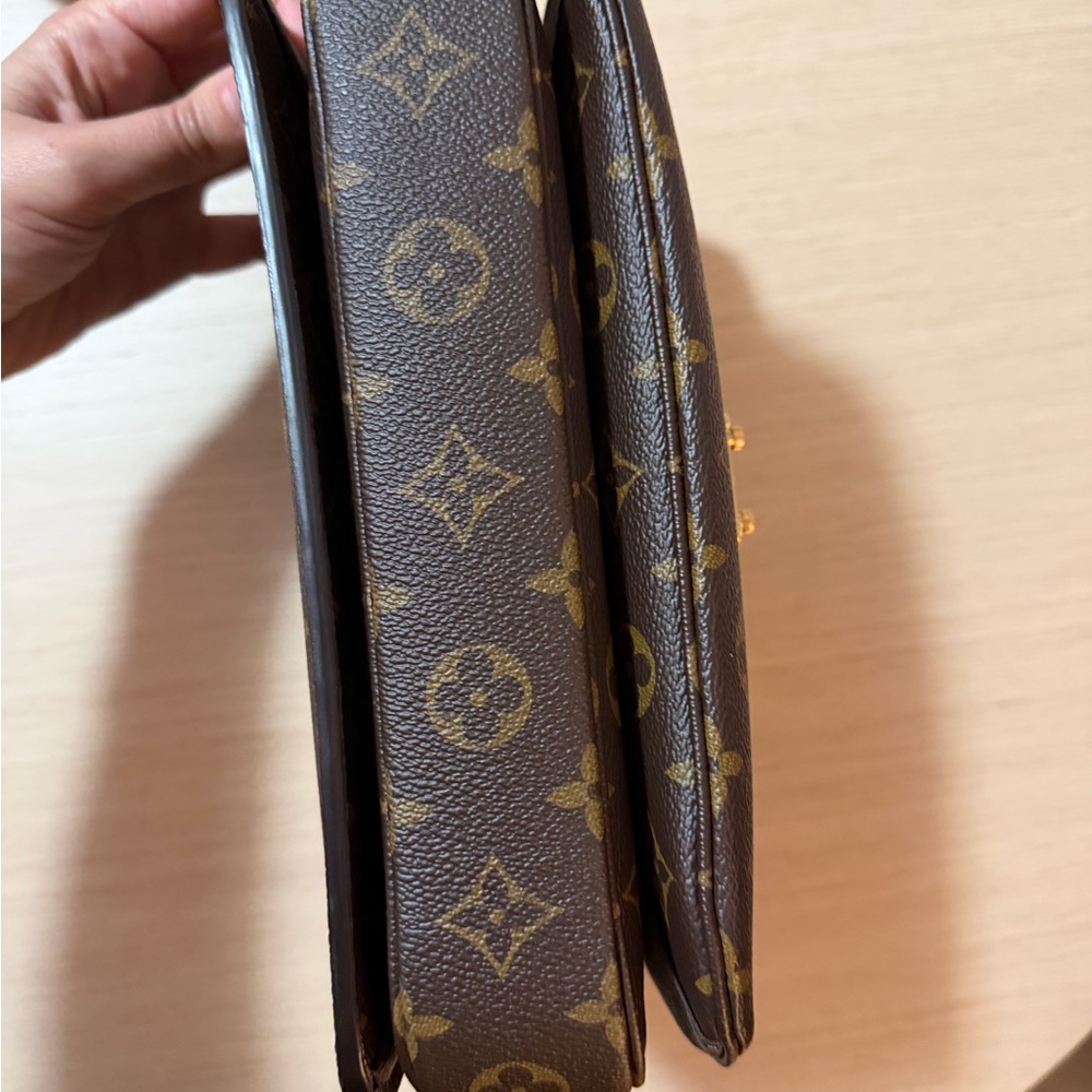 AUTHENTIC Louis Vuitton Monogram Pochette Metis Bag - Picture 5 of 15